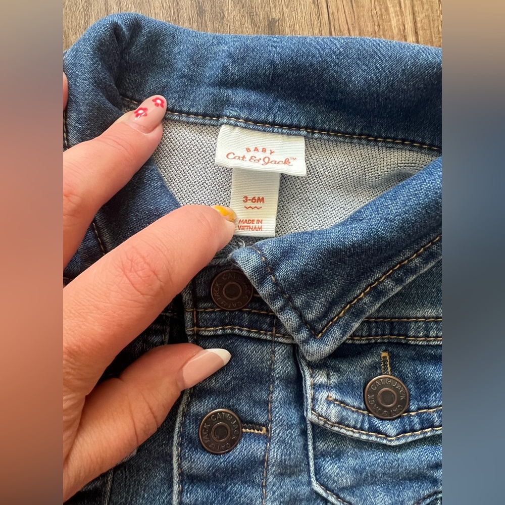 Cat & Jack Classic Blue Jean Jacket 3-6 Months - Picture 2 of 4
